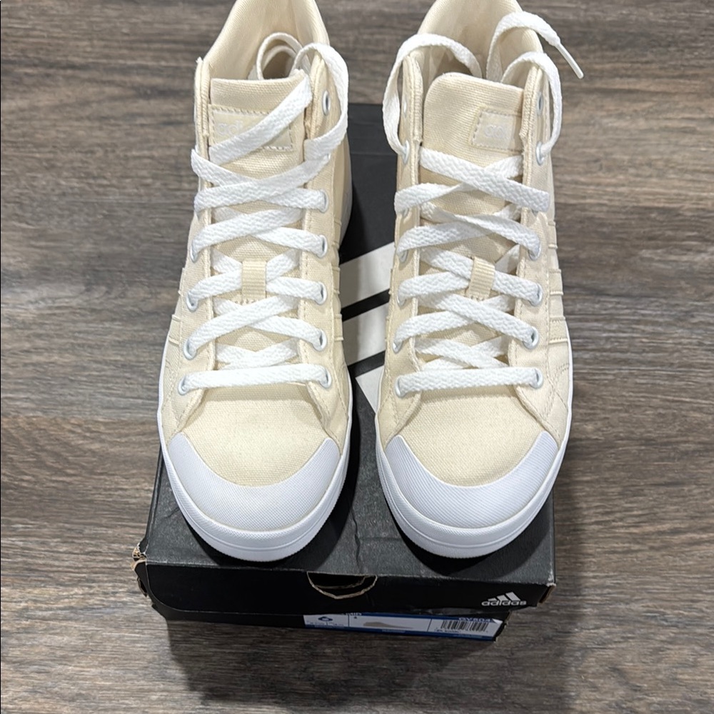 Adidas Bravada Mid Sneakers